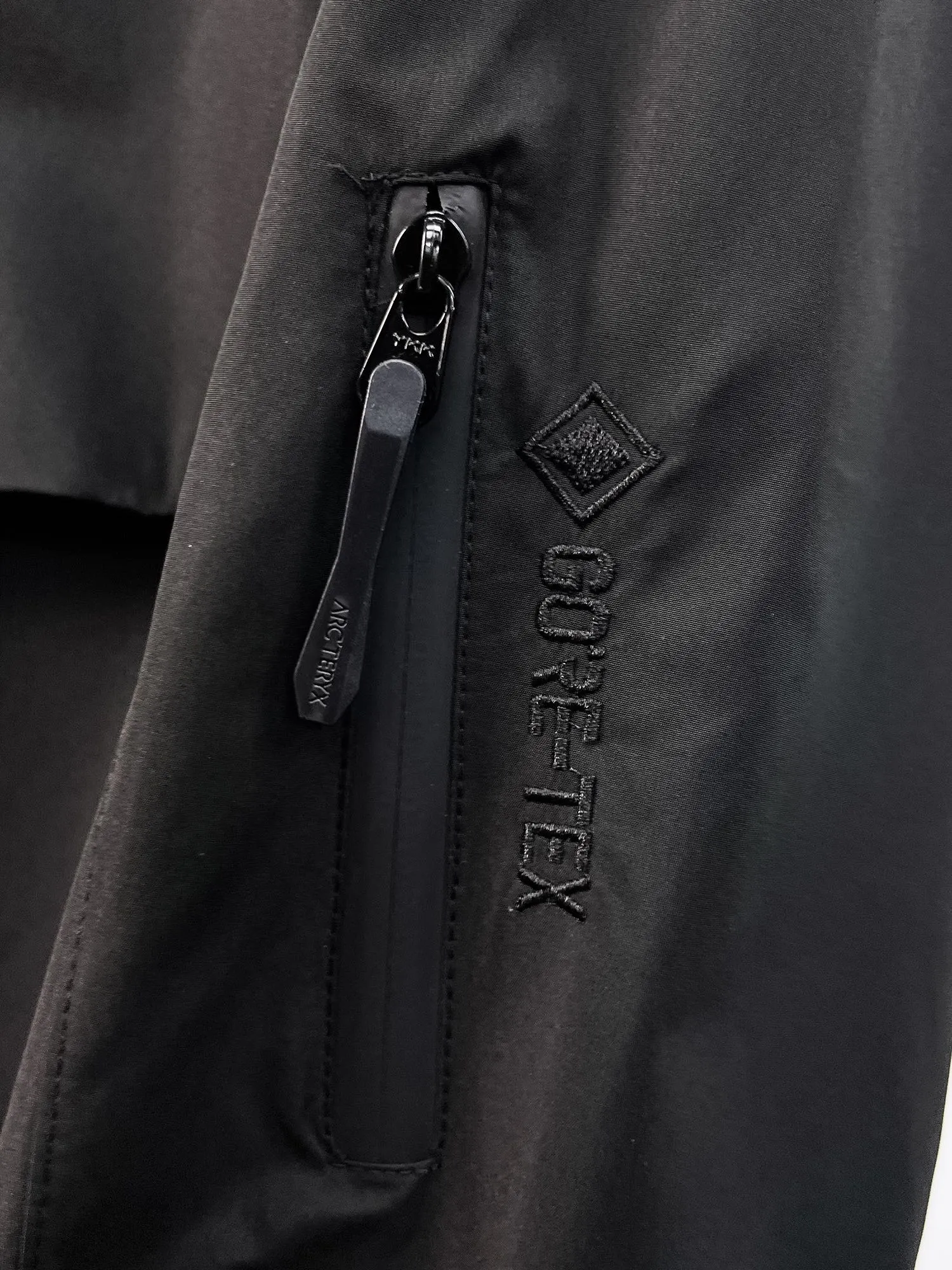 Same Style， ， 2026 New Arrival ， Original Premium Breathable ， ， ， Quality。 ， Sizes：M～3XL，